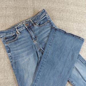 American Eagle Low-Rise Flare Jeans Next Level Stretch Women's 4 (Fit 29x30.5)